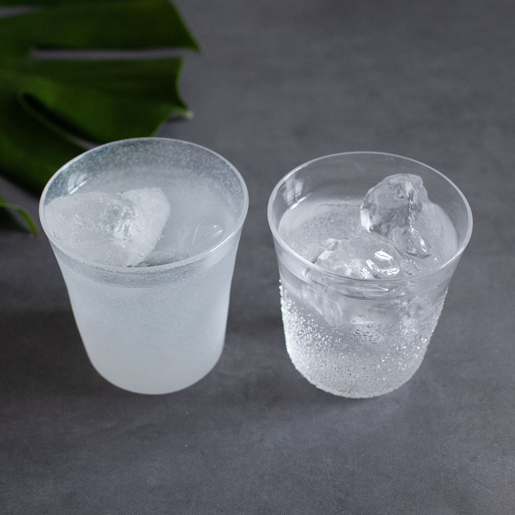 鏡もち【相馬佳織】 | Elena Tokyo（絵れ菜Tokyo）