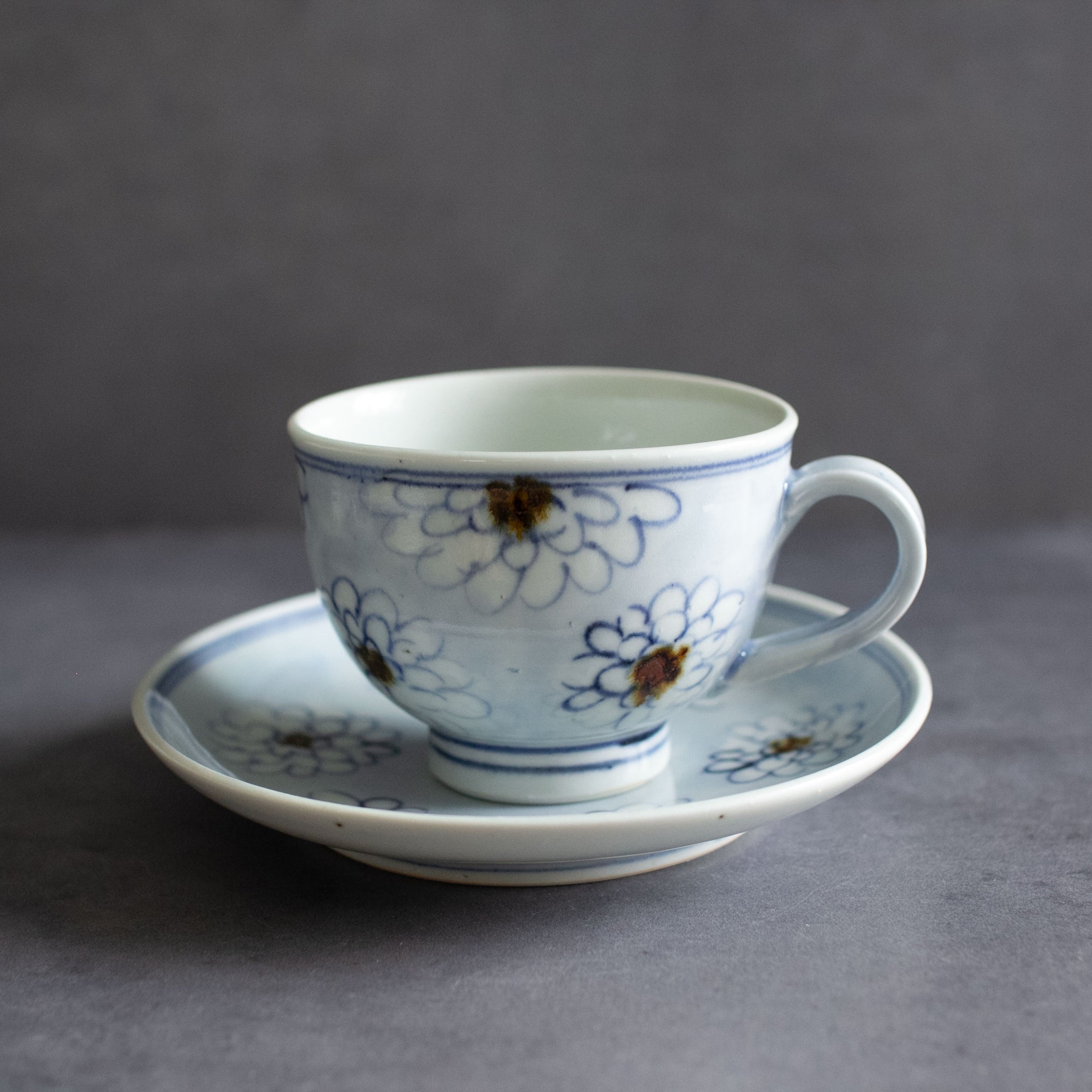 山口利枝 | Elena Tokyo（絵れ菜Tokyo）