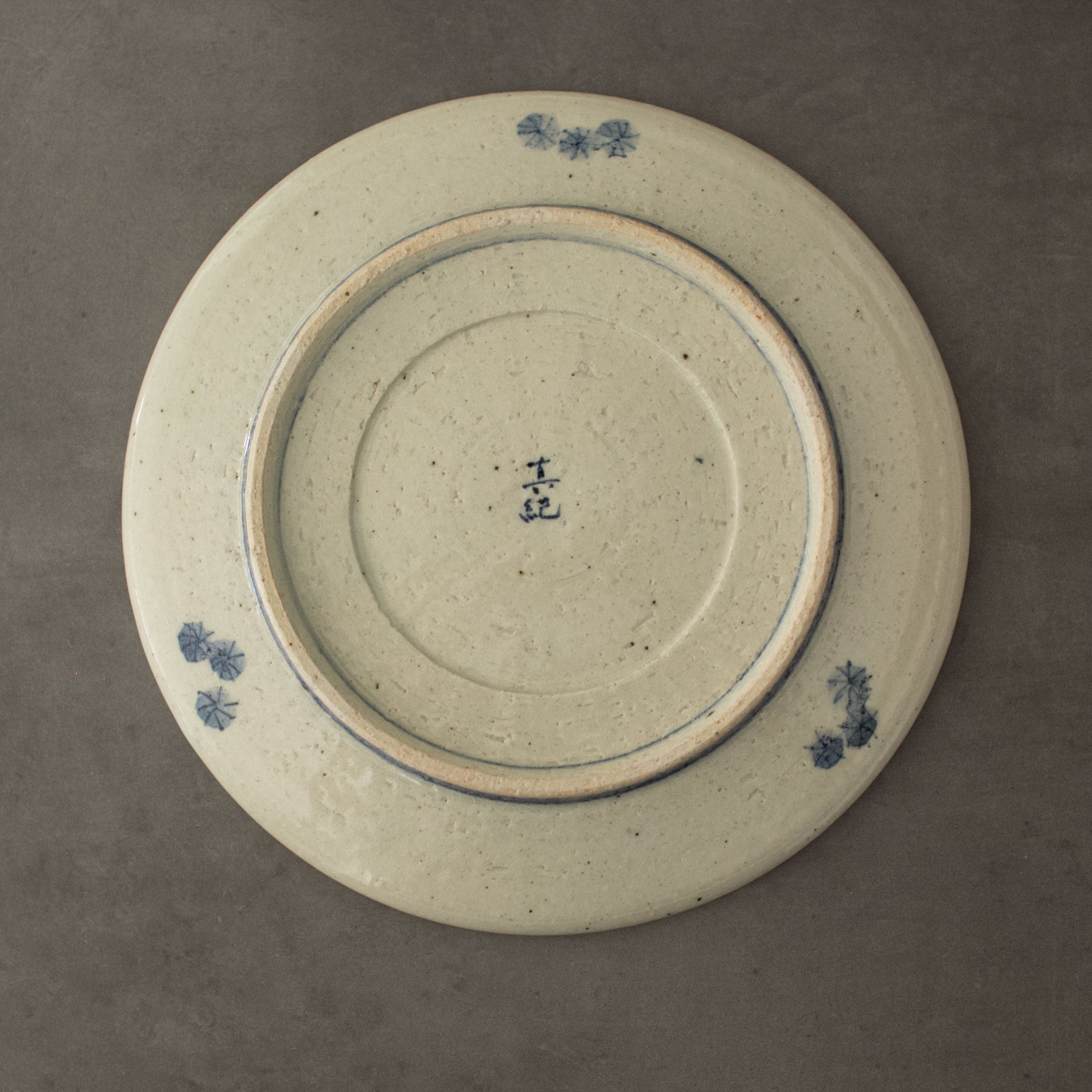 6寸皿（金魚）【樋口真紀】 | Elena Tokyo（絵れ菜Tokyo）